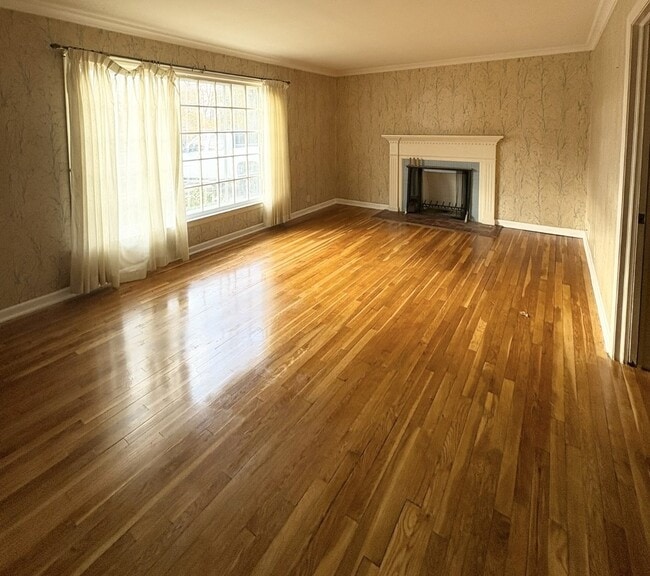 Photo - 2332 Nolen Dr