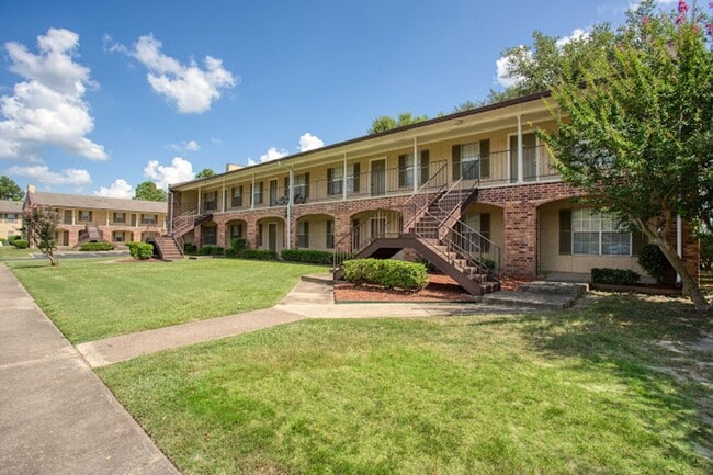 Photo - The Encore on Kingston