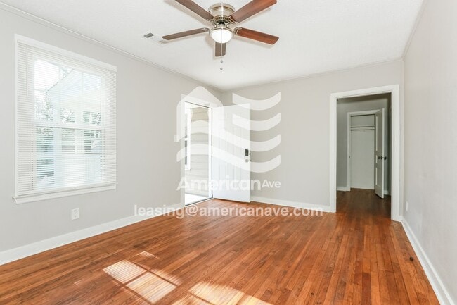 Photo - 5004 W 31st St