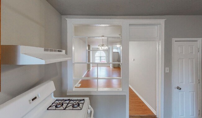 Photo - 2429 Druid Hill Ave