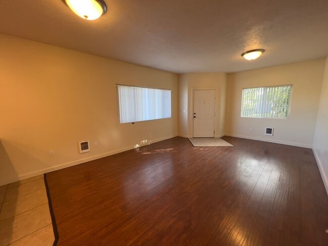 Photo - 1809 4th St Unidad #1809