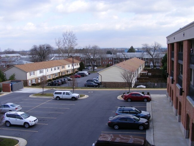 additional parking in rear - The Corners