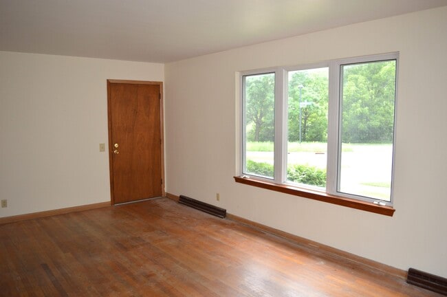 Photo - 149 Leon St Unit 1