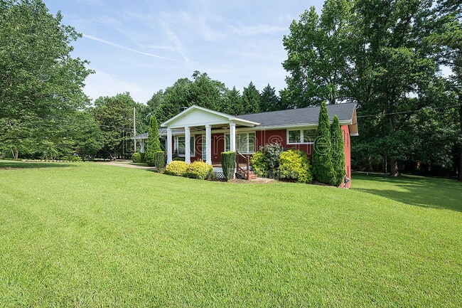 Photo - 245 Brook Dr