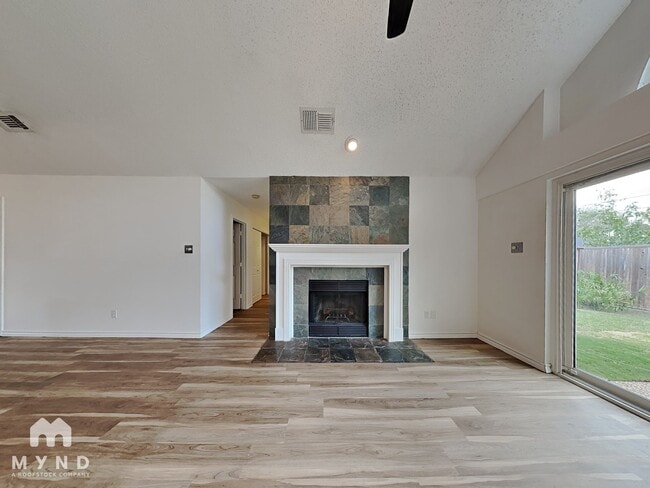 Photo - 951 Freshwood Ct