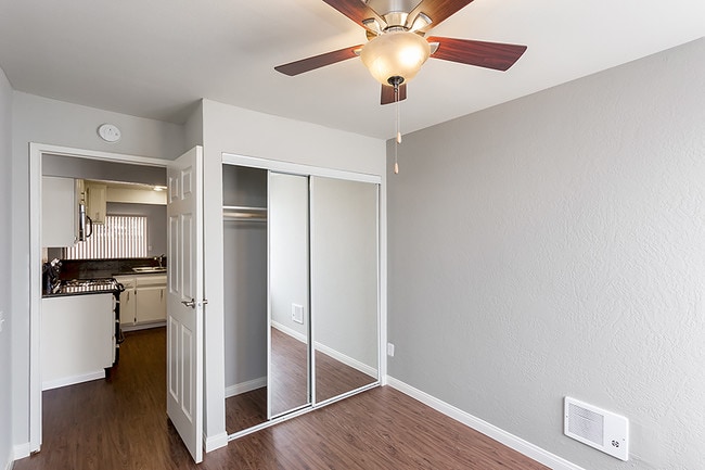 Photo - Vista Terrace Apartments