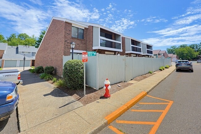 Photo - 167 Greenbrook Dr