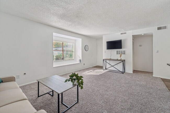 3027 Northwood Dr Unit SI FL1-ID1612889P