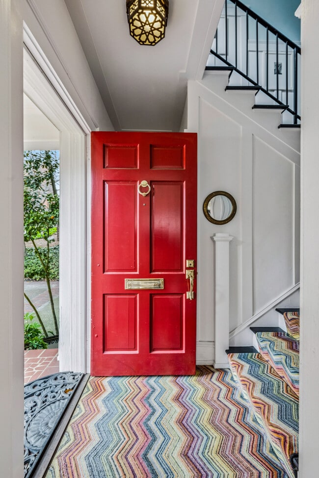 Photo - 1899 Anjaco Rd NW