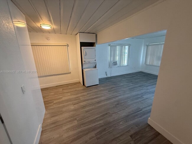 Building Photo - 501 Wendell Rd Unit A