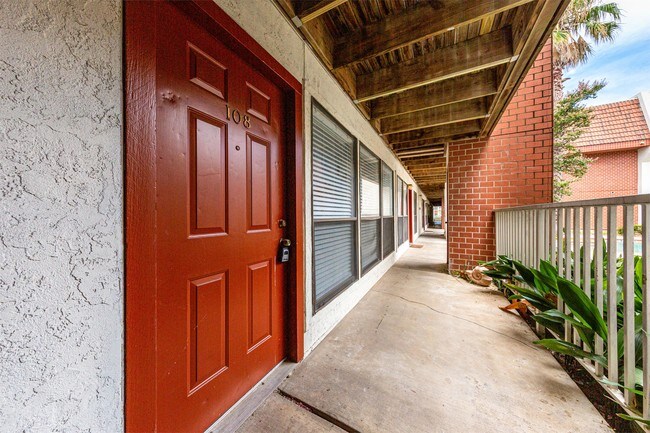 Photo - 3115 Helms St