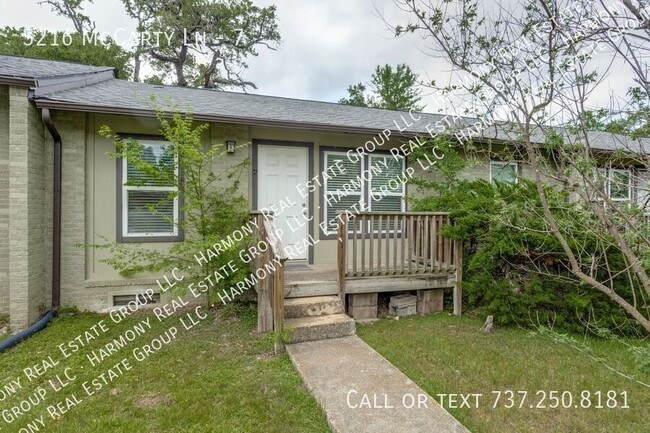Building Photo - 5216 McCarty Ln Unit 7