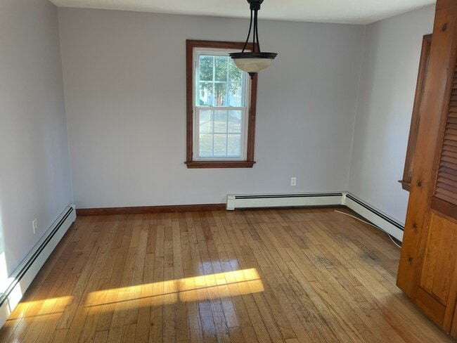 Dining room - 405 High St Unit A