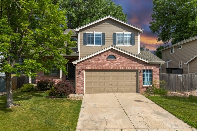 Photo - 1440 E 128th Ct House