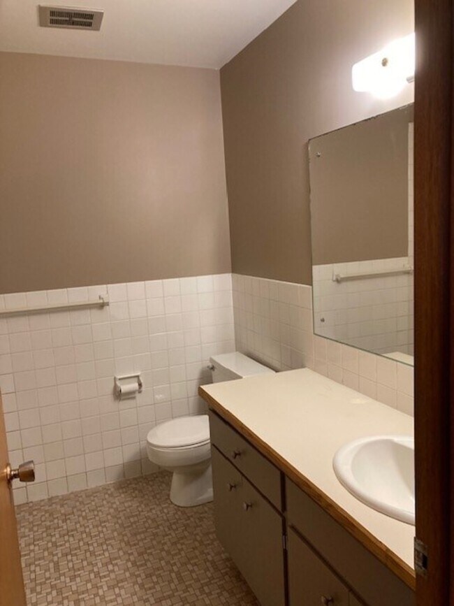 1067 Polk Pl Rental For Rent in Columbia Heights, MN