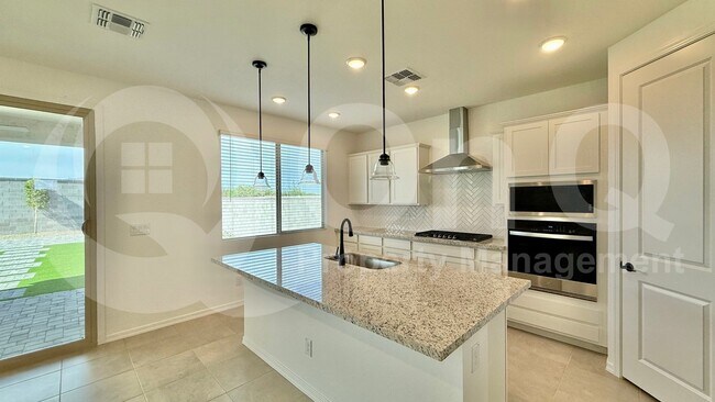 Photo - 24172 W Raymond St