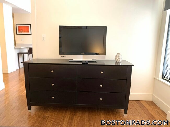 Photo - 8 Winter St Unit 702