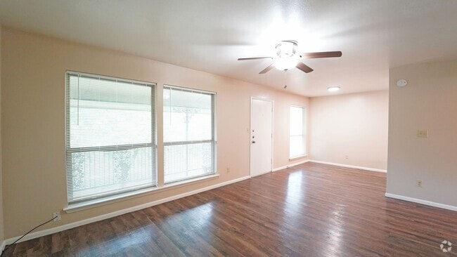 Building Photo - FOR LEASE! 2 Bedroom - 1 Bath - Upstairs U... Rental