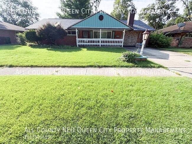Building Photo - 3692 Elmira Dr