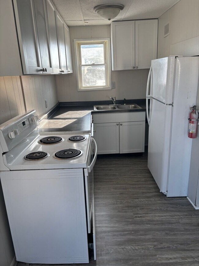 Photo - 915 W Powers St Unidad 4