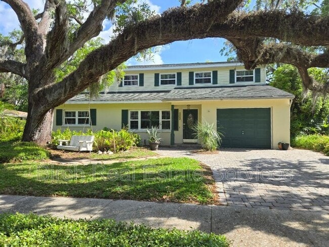 Photo - 733 Scotland St