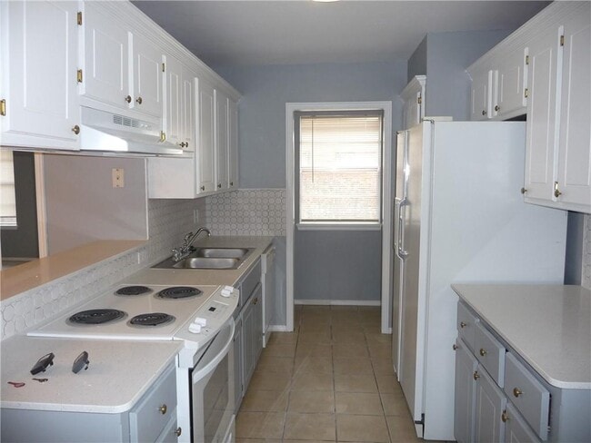Photo - 2415 Truitt St