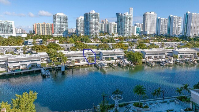 310 Poinciana Island Dr