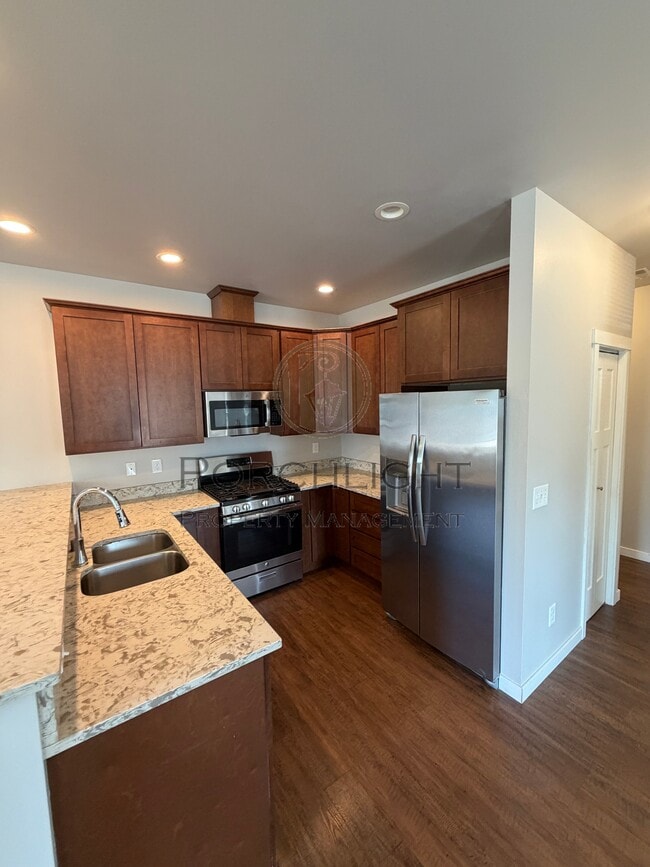 Photo - 600 Pioneer Ct