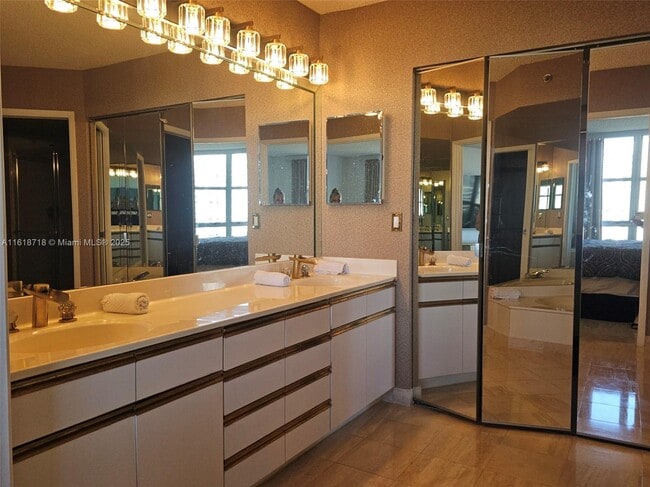 Photo - 3600 Mystic Pointe Dr Unit 1607