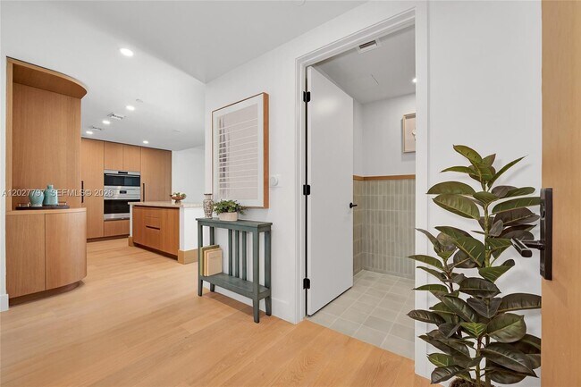 1176 97th St Unit 502