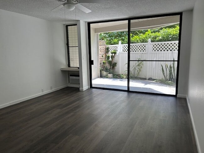 Photo - One Bedroom, One Bath Unit in  Kailua Bay ...