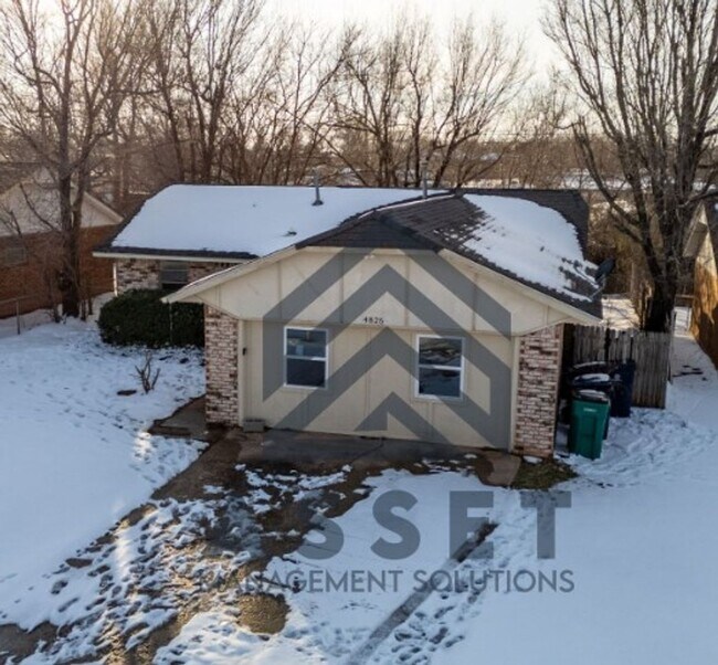 Photo - Spacious 5-Bedroom Home Near Tinker AFB and Local Parks