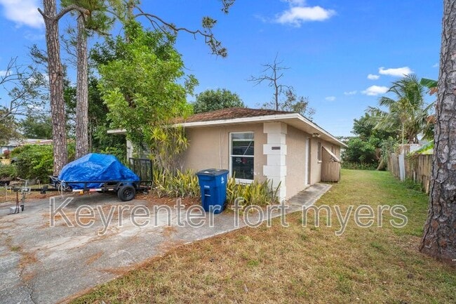 Photo - 5449 Tenth Ave