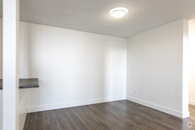 3 chambres, 1 salle de bain - 1182 pi2 - Salle à manger - 125 Bamburgh Circ