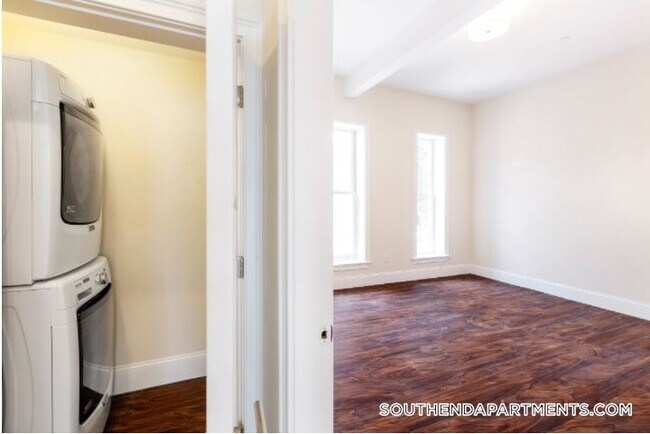 Photo - 1902 Washington St Unit 4