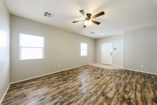 Photo - 18356 W Mission Ln