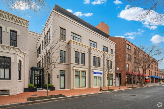 3255-3259 Prospect St. NW - The Elliot Apartamentos