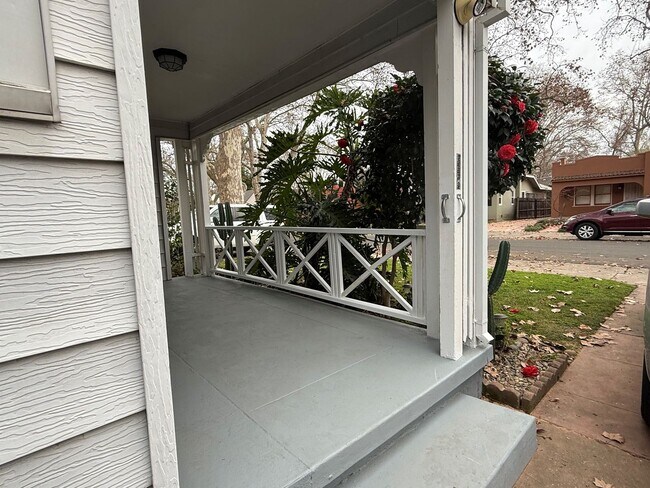 Photo - Cozy 2 bed 1 bath available now!