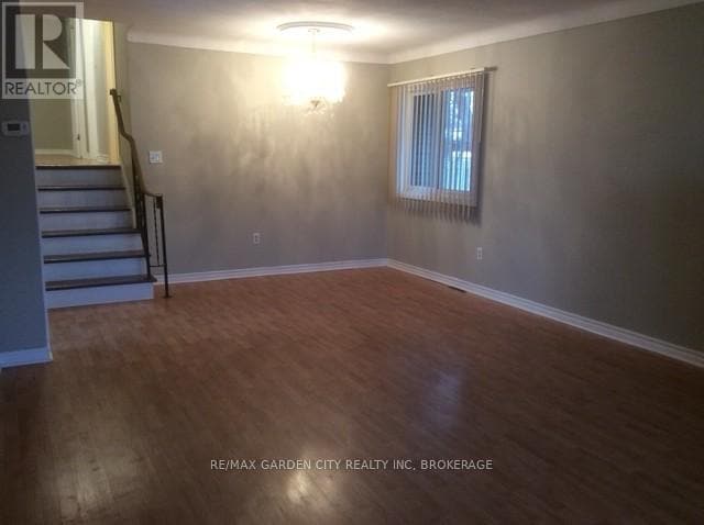 Photo - 43 Dunvegan Rd