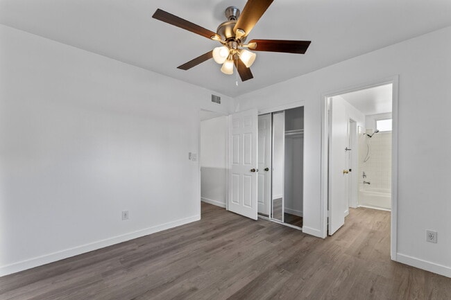 Photo - "Experience Luxurious Living: Spacious 4-B...