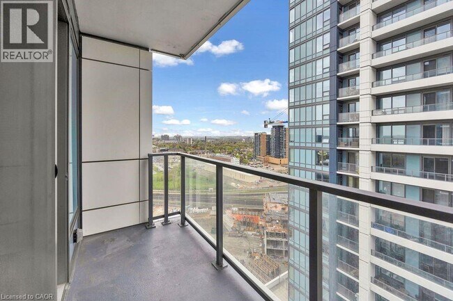 Photo - 5 Wellington St S Unit 603