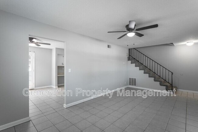 Photo - 2914 Williamsburg Ln