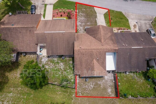 Photo - 163 Clear Lake Cir