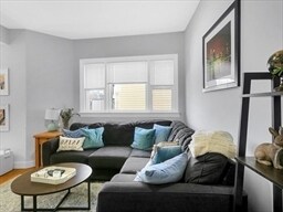 Photo - 190 Emerson St Unidad 2