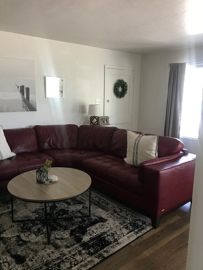 Photo - 777 E 1300 S