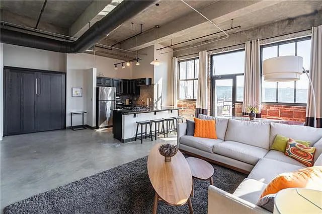 Photo - 1535 Walnut St Unit 604