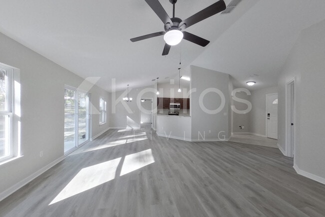 Photo - 820 Marion Oaks Manor