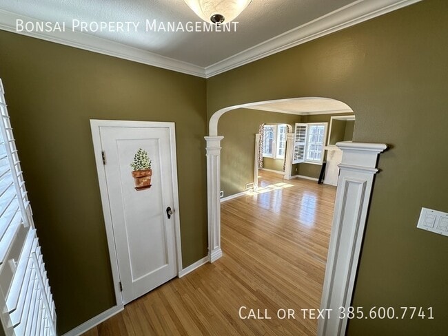 Photo - 7527 S Jefferson-