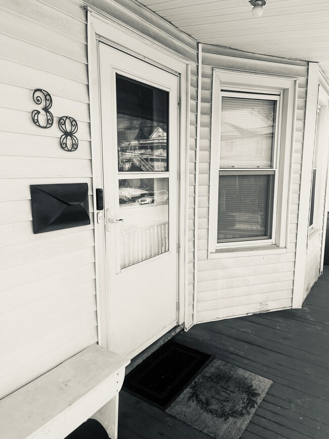 Building Photo - 36 Parker St Unit 38 Parker Street