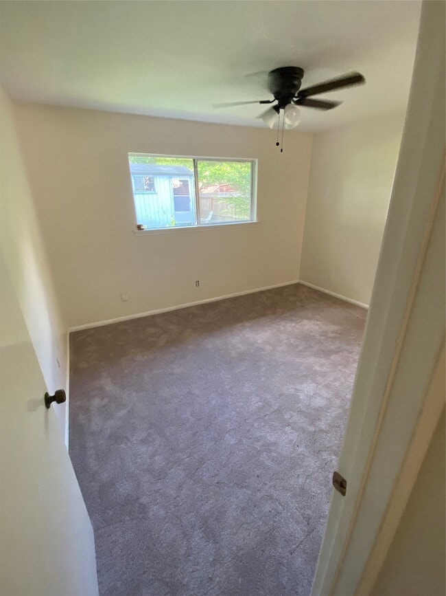 Photo - 2220 Ripple Creek Dr